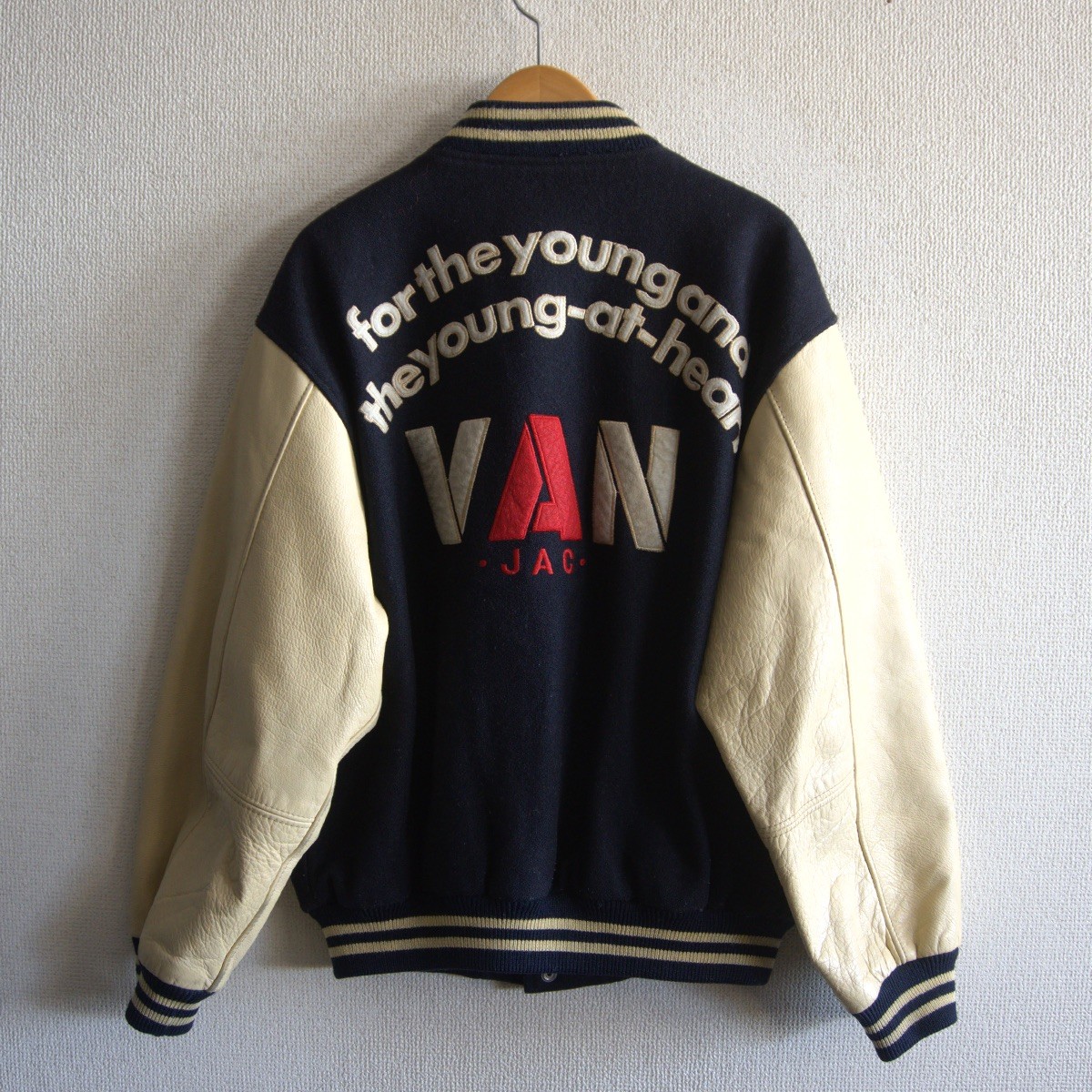 楽天市場】【タグ付き未使用品】VAN JAC【袖レザー スタジャン】S