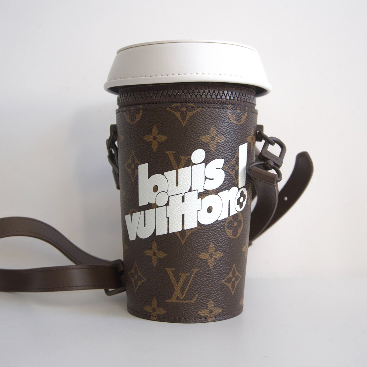 【最高級】LOUIS VUITTON【M80812 モノグラム エブリデイLV コーヒーカップ】 ショルダー バッグ ルイヴィトン 26010027｜OLD BOY SHOP 109,505円