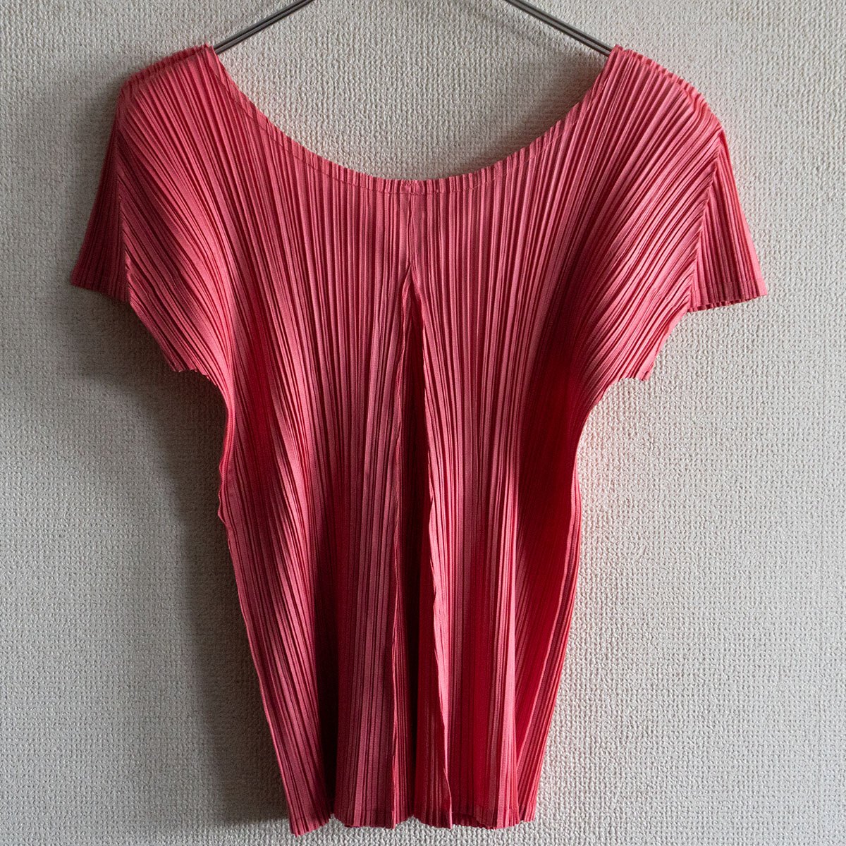 【美品】PLEATS PLEASE【筋目 カットソー】 筋目プリーズ ISSEY MIYAKE イッセイミヤケ 26031051 レディースファッション-トップス-Tシャツ・カットソー