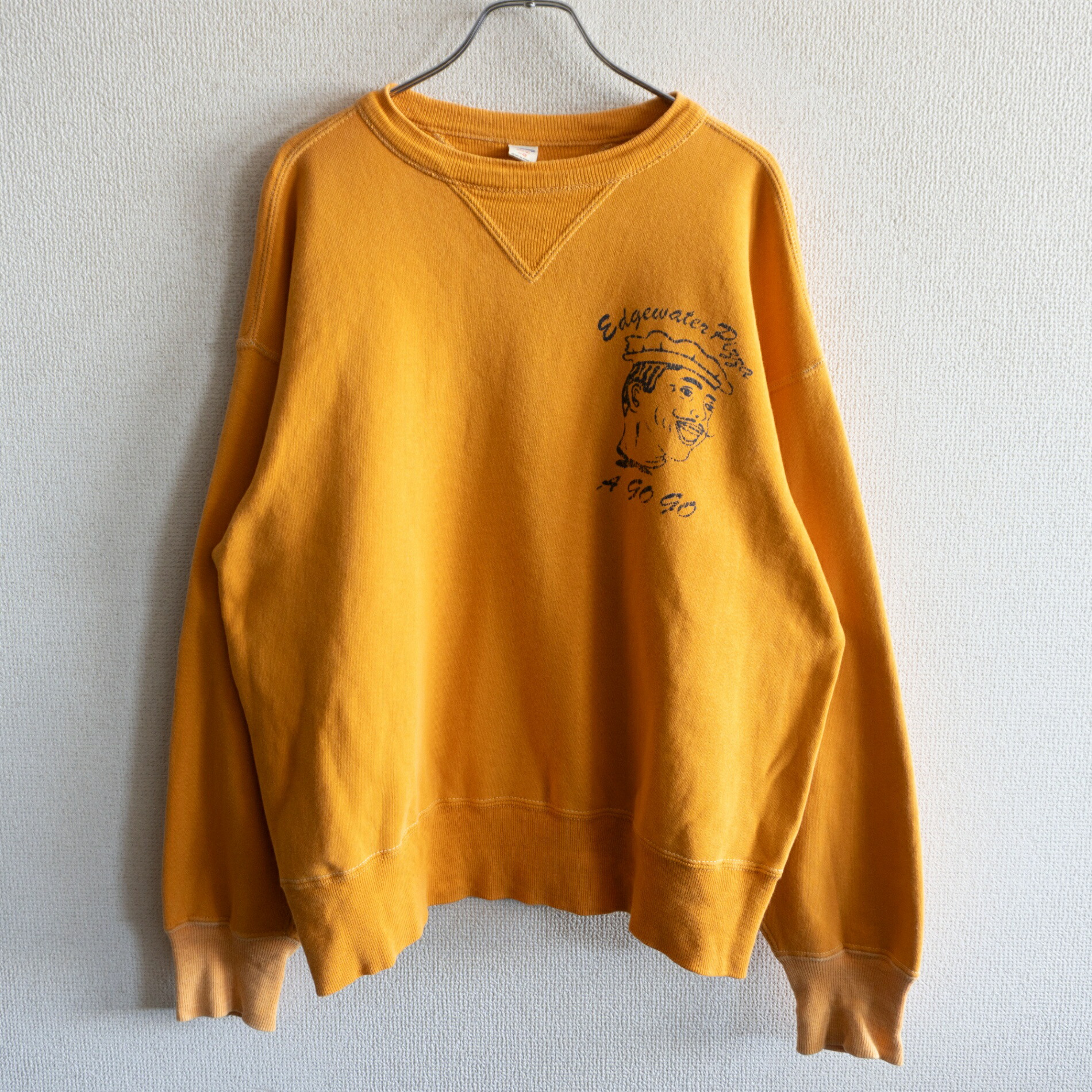 【美品】WAREHOUSE 【両V プリント スウェット】 42 ウエアハウス マスタード 26031064