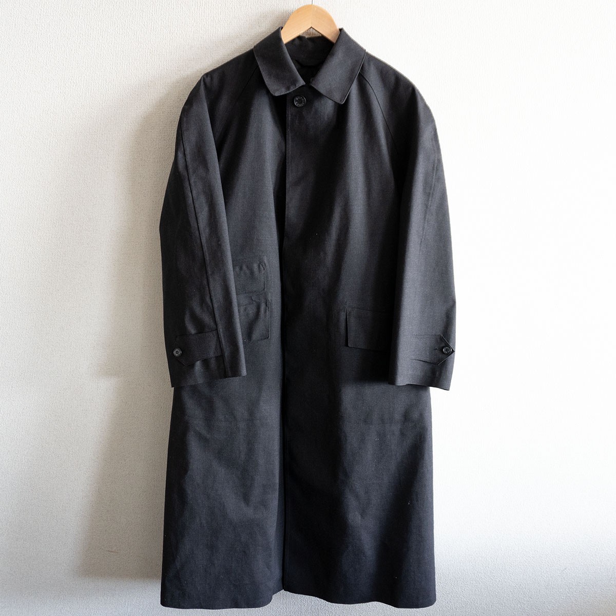 【佇まい人並み外れた】MACKINTOSH【予防医学引っ張ること 胴締め 毛糸 ステンカラー厚地の外套】38 暗灰色薄墨色 マッキントッシュ 26050124