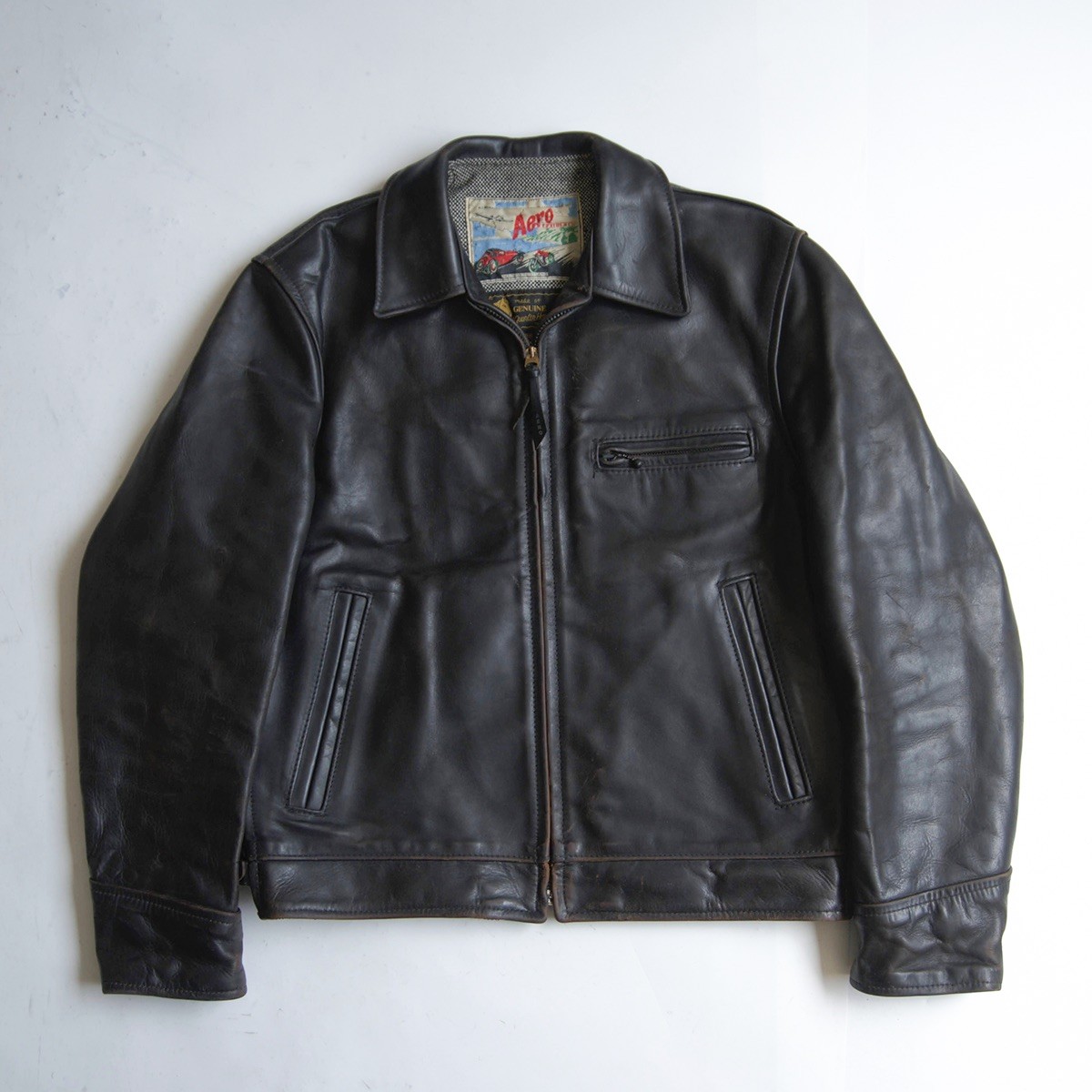 【佇まい人並み外れた】AERO LEATHER【ハイウェイマン ホースハイド なめし革 上衣】38 黒いこと エアロなめし革 26050450