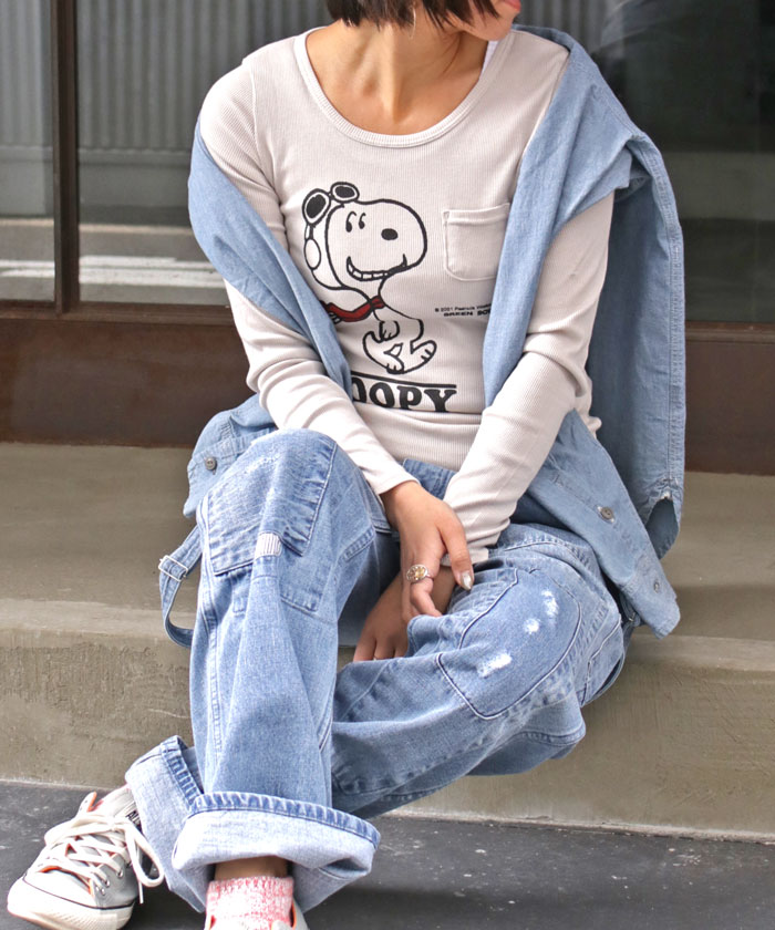 楽天市場 スヌーピー ロング Tシャツ 長袖 秋物 Snoopy ロンｔpeanuts 可愛い 着やすい コーデ 大人向け 綿100 コットン レディース メール便対応 キャラクター かわいい ポケット Green Bowl