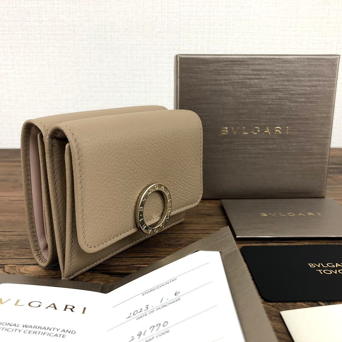 楽天市場】BVLGARI ブルガリブルガリ小銭入れ付き3つ折り