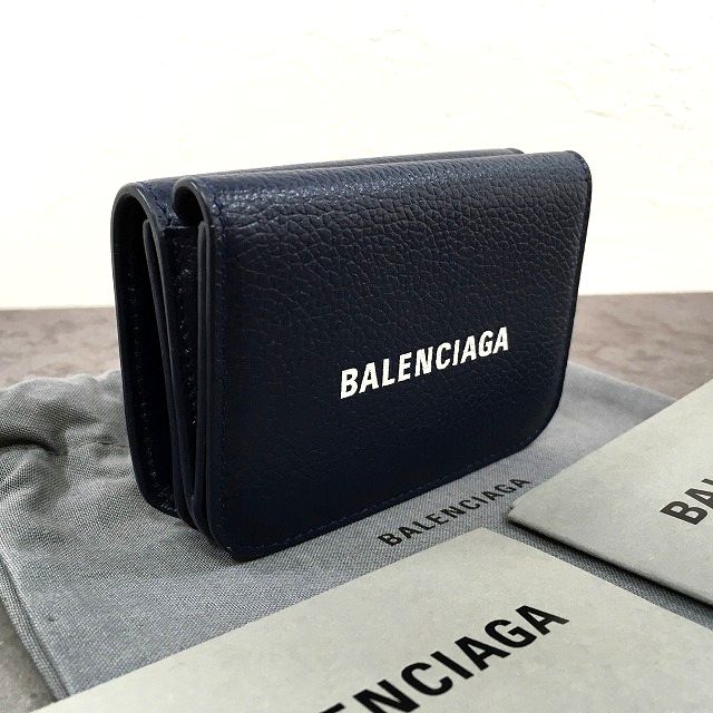 【中古】 貨物輸送込み！ 極美品 BALENCIAGA コンパクトウォレット 米国海軍 なめし革 メンズ レディース 紙入れ 235