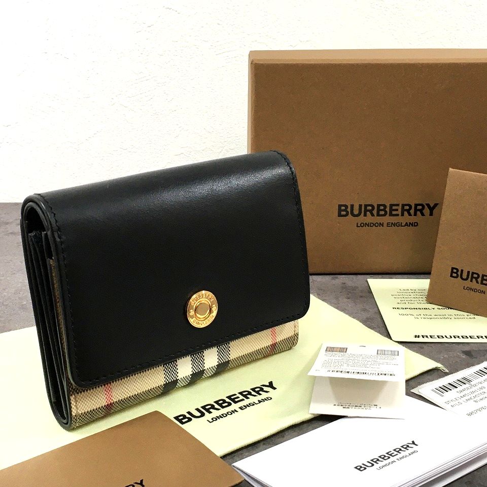 【中古】 貨物輸送込み！ 極美品 BURBERRY コンパクトウォレット 黒いこと 照合のしるし 三つ折り紙入れ メンズ レディース 291