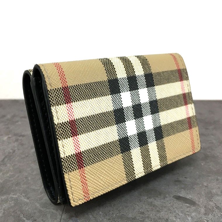 【中古】 貨物輸送込み！ 極美品 BURBERRY コンパクトウォレット ノバチェック 三つ折り紙入れ メンズ レディース 302