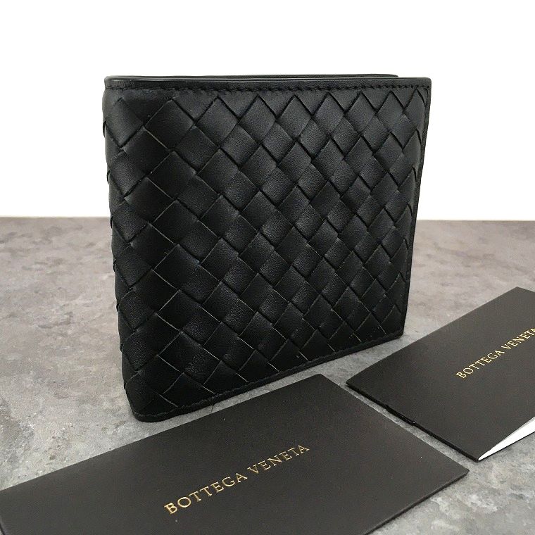 【中古】 貨物輸送込み！ 極美品 BOTTEGAVENETA 二つ折り札入れ 黒いこと 子ヒツジひと肌 マキシイントレチャート 15 財布・ケース-メンズ財布