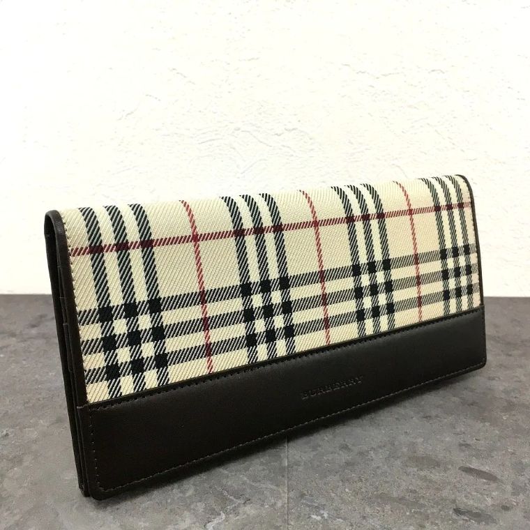【中古】 貨物輸送込み！ 極美品 BURBERRY 長紙入れ ノバチェック 赤銅色 551