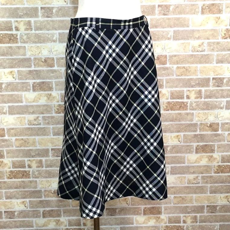 【中古】 送料込み! 美品 BURBERRY LONDON スカート ネイビー 585|S2Company