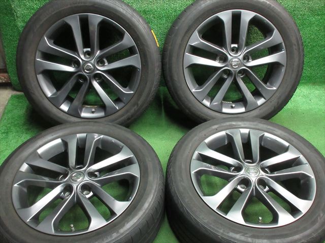 中古 ホイールタイヤ 4本セット 215/55R17 2018年製 2分山程度 中古純正 日産 ジューク アーバンセレクション純正 17x7J+45 5H114.3 中古 ラジアル タイヤ ブリヂストン ルフトRV2