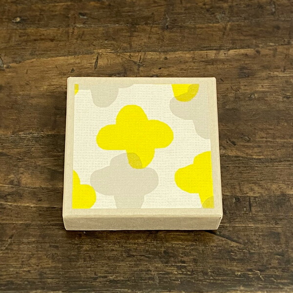 楽天市場 プレゼント付き 古川紙工 おりがみ小箱 折り紙 折り紙 Origami 柄 おしゃれ かわいい 大人向け 花 インテリア 簡単 壁飾り オリーブアベニュー