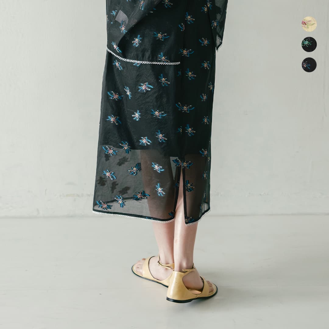 【3点で30％OFF】セール【40%OFF】whyto ホワイト マルベリーシルク シアーフラワー スカート &ldquo;sheer flower skirt&rdquo; wht26hsk4031 レディース 【サイズ・カラー交換初回無料】｜OLUGA（オルガ）