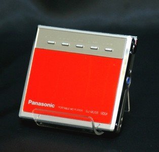 【中古】「人並み外れたに好いたらしい」Panasonic パナソニック SJ-MJ55-R 赤いこと 携帯型MD電気蓄音機 MDLP相応う （MD生まれ変わり専用機/MDウォークマン）