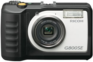 【中古】「非常に良い」RICOH デジタルカメラ G800SE Bluetoothや無線LANにも対応 広角28mm 防水5m 耐衝撃2.0m 防塵 耐薬品性 162049｜オマツリライフ別館