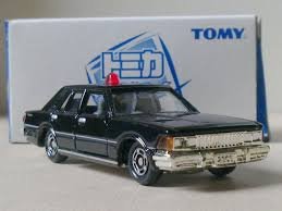 【中古】「ほぼ新品」トミカ　トミカくじ　　ニッサン セドリック 280E 覆面パトカー