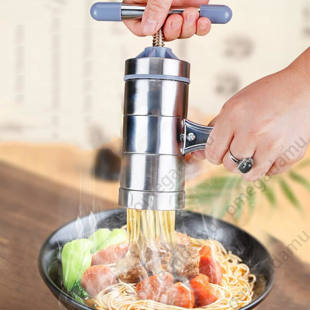 パスタマシーン　製麺機 Amazon | Poafamx パスタマシン 手動 製麺機 2カッター 2-3/4