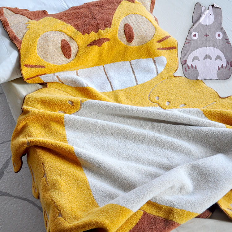 楽天市場】となりのトトロシリーズ 枕付寝袋 1個選択 トトロ ネコバス