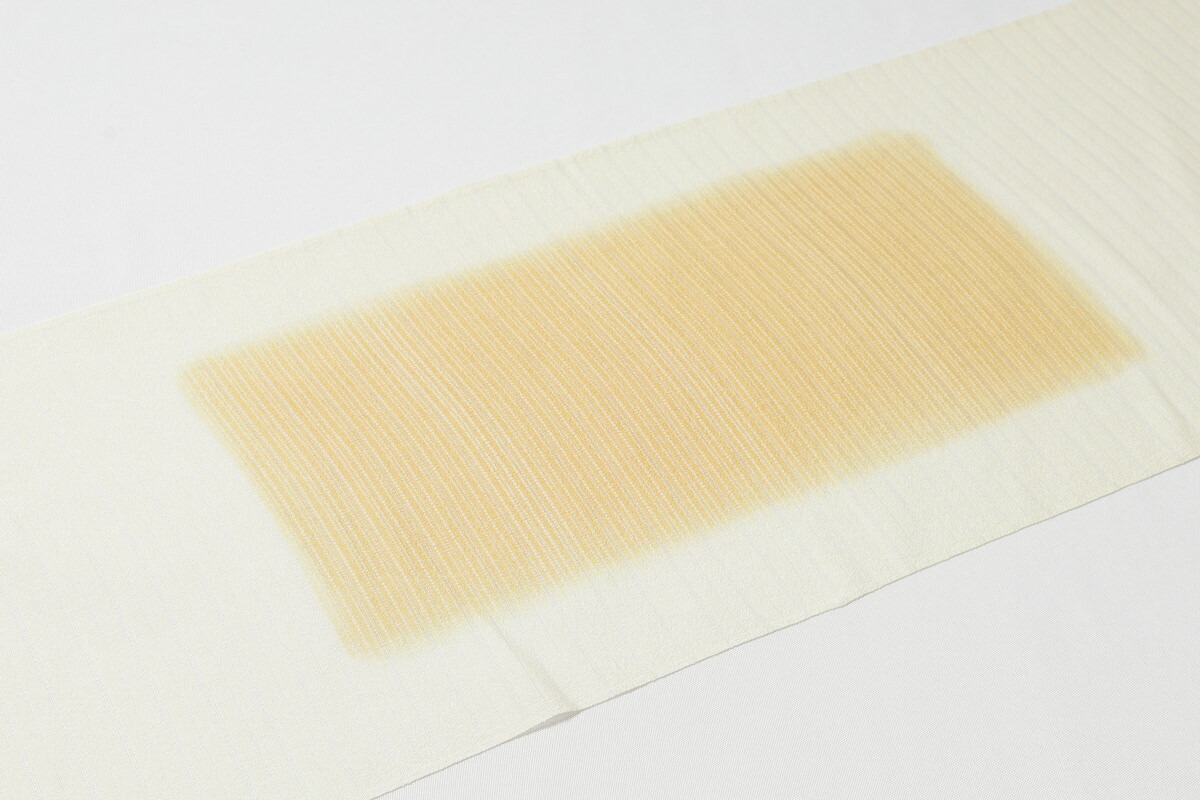 夏 帯揚げ 正絹 絽 ドット模様 型染 生成り 橙 オレンジ 和小物さくら おしゃれ きもの 夏用 夏着物 上質 単衣 帯あげ 染 袋帯 しゃれ袋 名古屋帯 フォーマル 和装小物 帯あげ 夏物 着付け小物 紗 絽 お稽古 夏祭り 夏支度 訪問着 付け下げ 色無地 小紋 紬