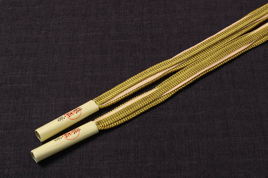 帯締め 正絹 組紐 萌黄 淡黄 龍工房 平組 普段用 名古屋帯 帯 帯〆 組紐 着物 きもの 和服 和装用 小物 女性用 レディース お洒落 おしゃれ 着付け小物 和装小物 帯締め 着物 カジュアル 付け下げ 付下げ 小紋 無地 紬 木綿 日本製 国産｜きもの　おみたてや