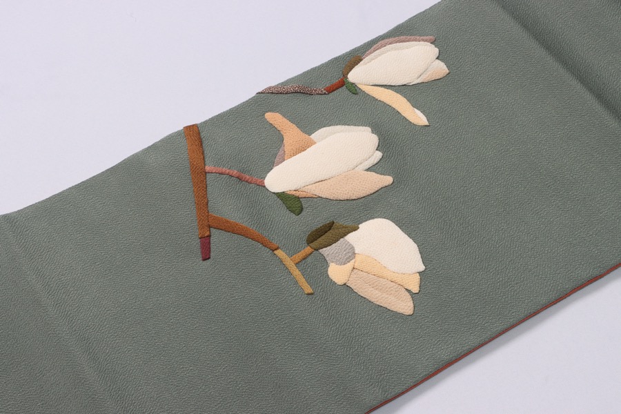 木蓮 押し絵付き 正絹 名古屋帯 仕立て おしゃれ 茶 緑 着物 高級 縮緬 染帯 押絵 帯 柄 花柄 花 模様 カジュアル 染 紬 紅型 お洒落 おしゃれ帯 かわいい 着物 和装小物 着付け小物 小紋