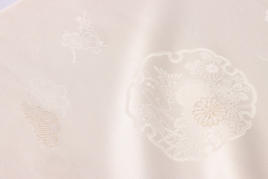 留袖用帯揚げ白生成り唐織生地地紋上質正絹100%衿秀刺繍着物袋帯留袖白黒留袖結婚式フォーマル正絹結婚式用通年白い帯揚げ単品花嫁母礼装用白地ネオクラッセ加工シルク色留袖色留