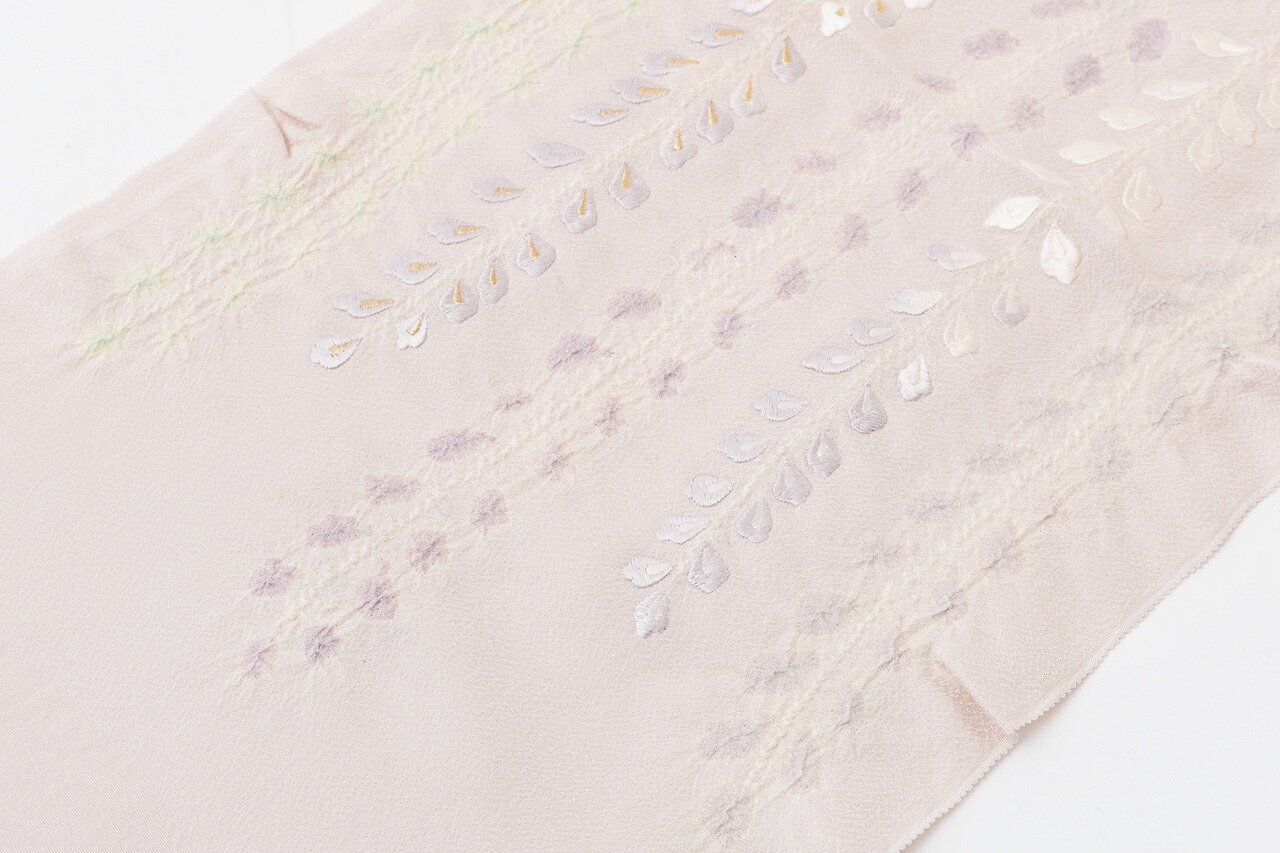 帯揚げ 正絹 刺繍 高級 着物 名古屋帯 袋帯 母の日 還暦祝い おしゃれ フォーマル 普段使い 付下げ 紬 無地 袷 単衣 コーディネート 付け下げ 和服 和装 小紋 着付け小物 帯あげ 和装小物 46,200円