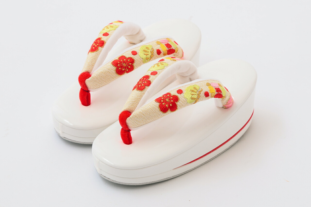 楽天市場】七五三 草履 毬の刺繍 鼻緒 衿秀 四つ身 十三参り 白台 履物