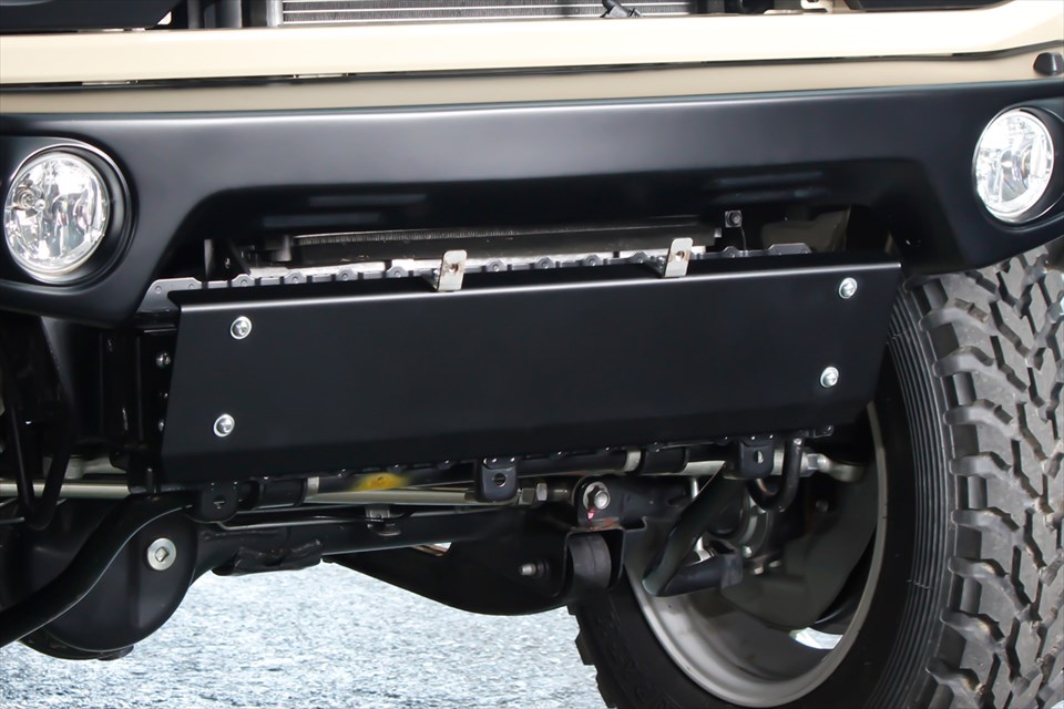 メーカー直送 モーターファーム 新型ジムニー JB64 フロントスキッドプレート （Aタイプ・ウレタンバンパー用） ※代引不可・返品不可｜男前ツール