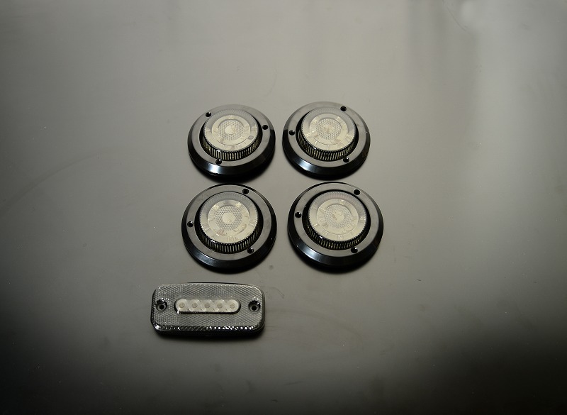 メーカー直送 モーターファーム ジムニーに汎用 ＬＥＤテールキット［Ｓ］スモーク・ブラックリング＋ハイフラ防止リレー3P ※代引不可・返品不可