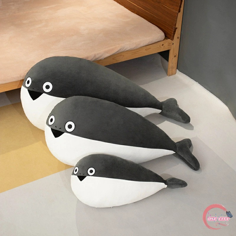 サカバンバスピス ぬいぐるみ 抱き枕 古代魚 面白い 添い寝枕 枕 昼寝まくら 寝かしつけ クッション キッズ 雑貨 お誕生日 女性 かわいい 子供 おもちゃ ふわふわ 特大 動物ぬいぐるみ 癒し 極上肌触り 柔らかい インテリア 彼女 ギフト 出産祝い 60/90/110CM