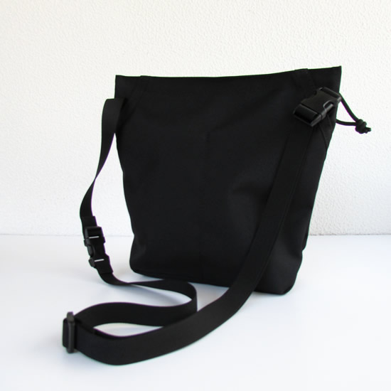 urban gym small crossbody