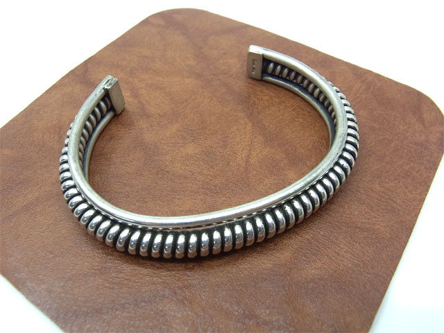 楽天市場】LENA PLATERO レナプラテロ 【 フェザー バングル 9mm