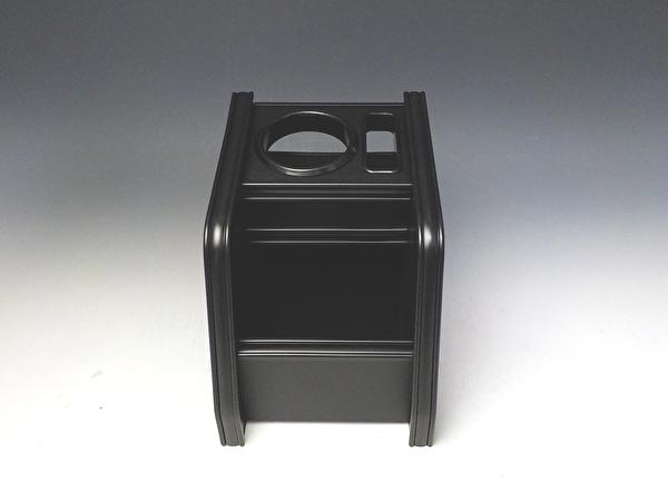 10%OFFクーポン配布中! 【売り切り! お買い得】10系カローラクロス(21/9~)ガソリン車 セカンドカップホルダー レザーブラック オールブラック カスタム カスタムパーツ 車内収納 高級感 インテリア性 ドリンクホルダー 日本製 自社製作 職人仕上げ