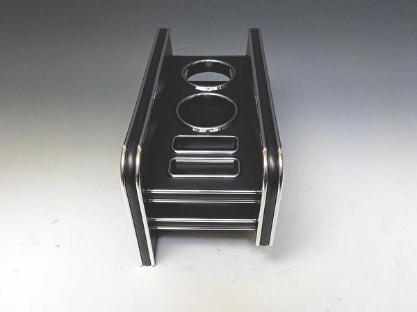 10%OFFクーポン配布中！ 【売り切り お買い得】N BOX JF5/JF6(23/10～）　フロントカップホルダー　　レザーブラック　BKｘシルバー カスタム カスタムパーツ 車内収納 高級感 インテリア性 ドリンクホルダー 日本製 自社製作 職人仕上げ カー用品 7,756円