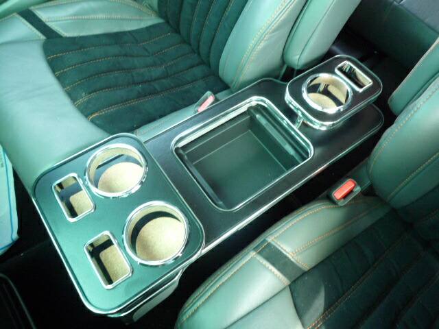 【新品】オデッセイ  RB3.4  コンソールホルダー 　ブラック（RB1.2） 新品】オデッセイ RB3.4 コンソールホルダー ブラック（RB1.2