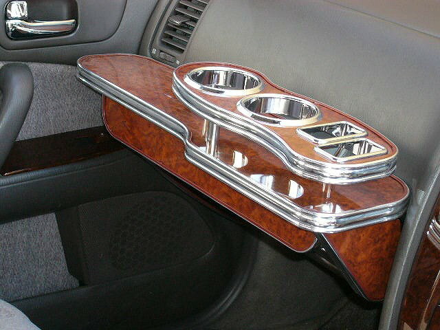 Y31系　セドリック用フロントテーブル 全品10％OFFクーポン配布中Y31セドリック(88⁄1