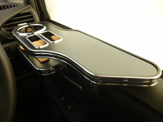 3色から選べる 80系ノア、ヴォクシー サイドテーブル カスタム カスタムパーツ 車内収納 高級感 インテリア性 ドリンクホルダー 日本製 自社製作 職人仕上げ カー用品｜one creation