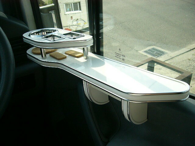 3色から選べるトランスポーターサイドテーブル 運転席側 カスタム カスタムパーツ 車内収納 高級感 インテリア性 ドリンクホルダー付き 日本製 自社製作 職人仕上げ カーアクセサリー カー用品 車用収納