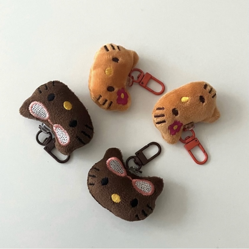 ハローキティ チャーム キーリング 日焼けキティ 焦げキティ