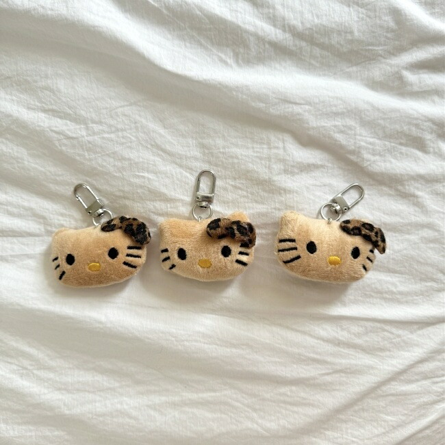 ハローキティ チャーム キーリング 日焼けキティ 焦げキティ