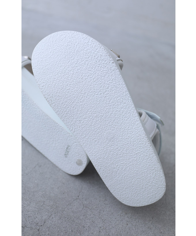 36 39 太陽に輝く大ぶりビジューのベルトサンダル Chelsesgreenhouse Com