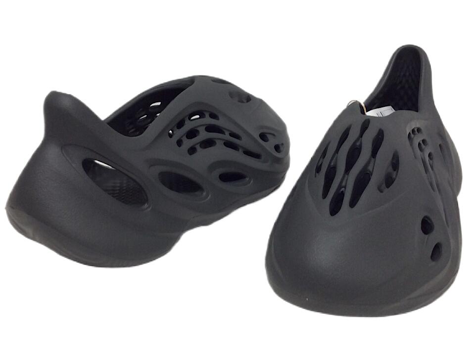 楽天市場】adidas YEEZY Foam Runner CARBON 2023 新品 カーボン 