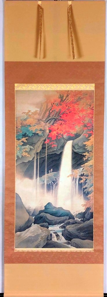 川合玉堂　「日光裏見瀧」　工芸軸