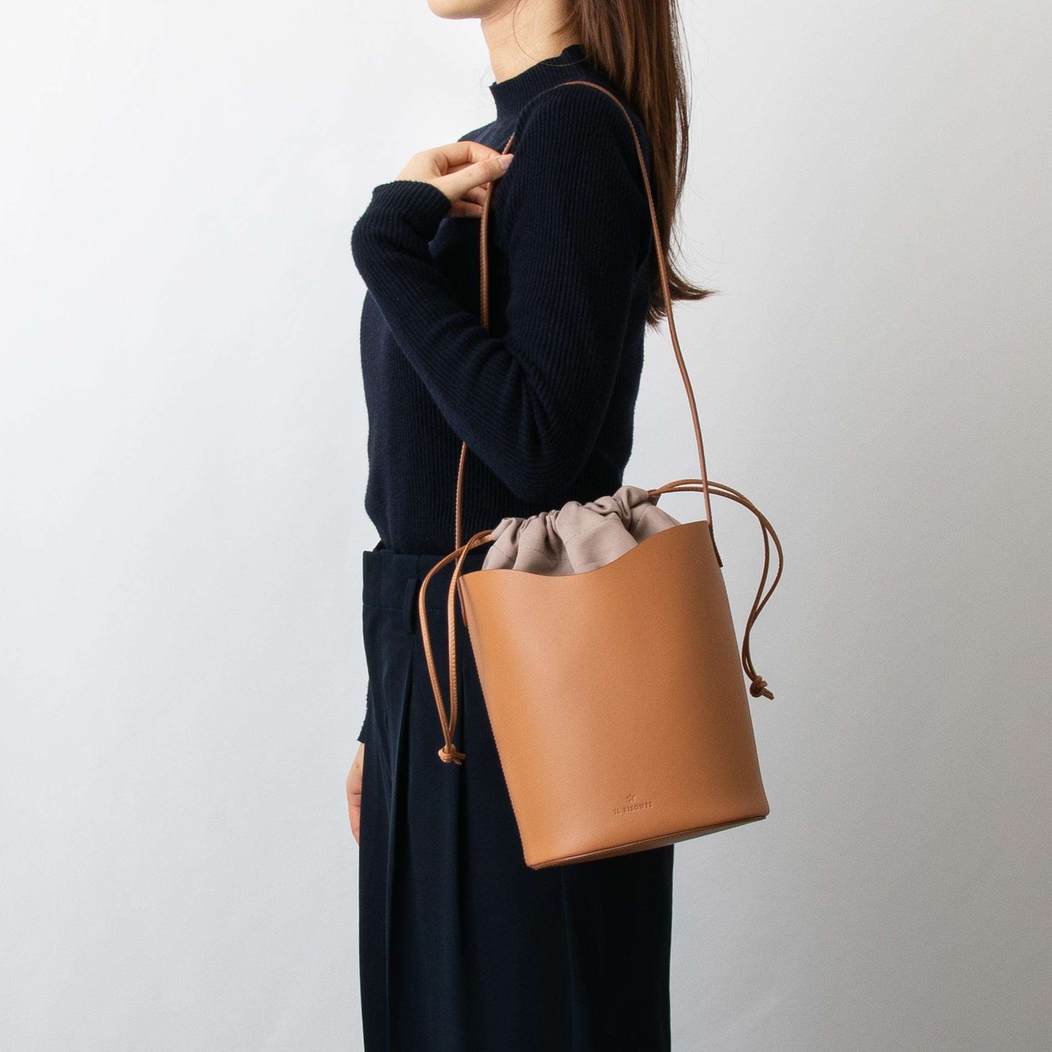 イルビゾンテ IL BISONTE 御徒面子 レディース ショルダーバッグ ROSETO BUCKET BAG SMALL  (S大いさ) BBU025 PV0041 バッグ・小物・ブランド雑貨-ショルダーバッグ・メッセンジャーバッグ