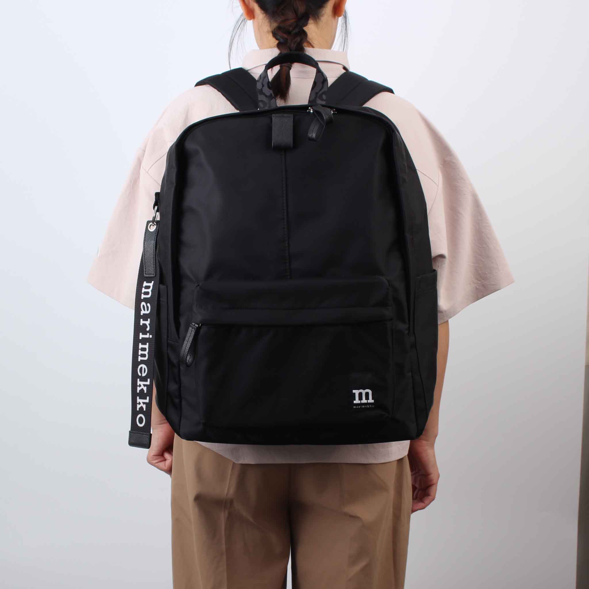 マリメッコ MARIMEKKO バッグ バックパック（リュック） ZIP TOP BACKPACK SOLID レディース 093325【レイングッズ】