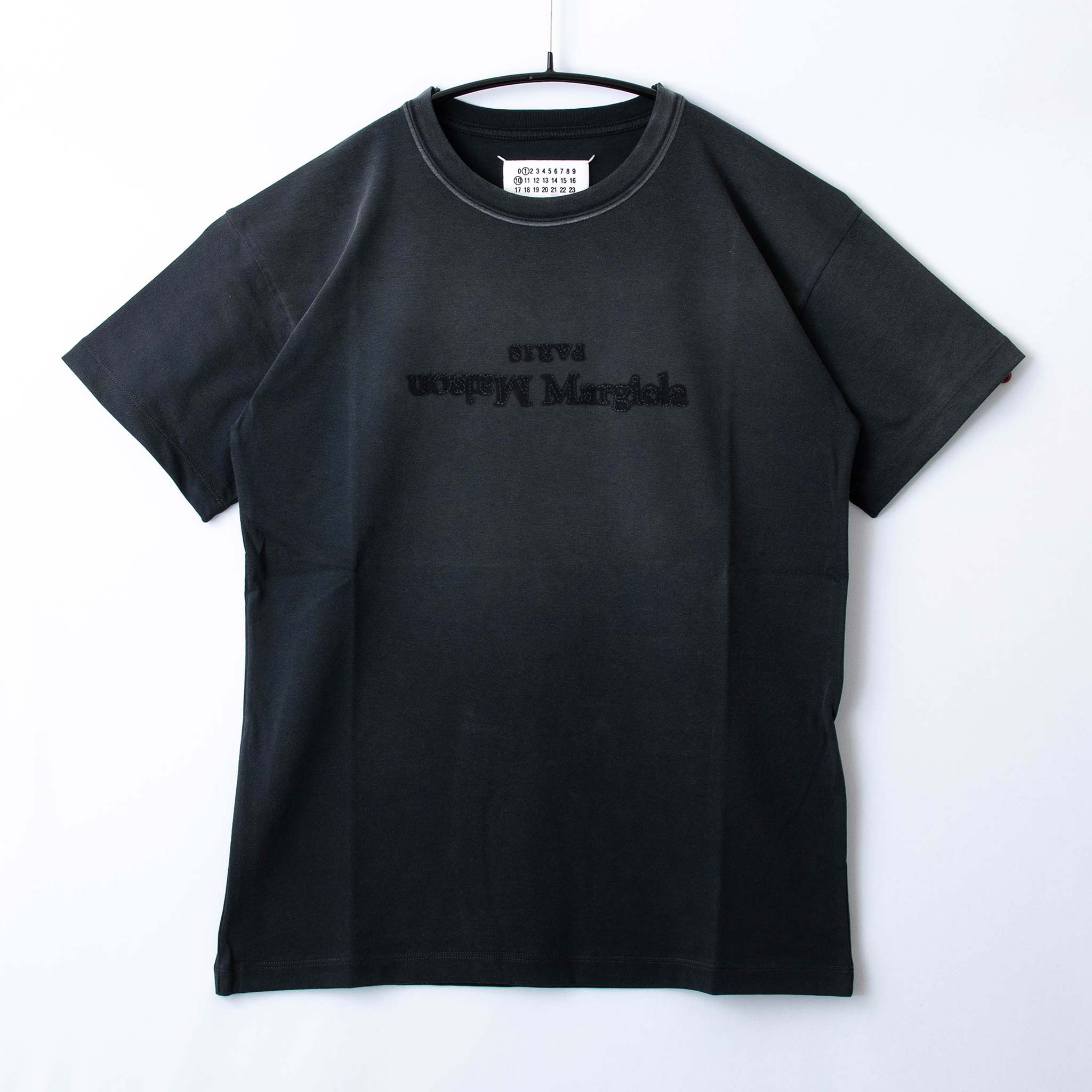 正規品★Maison Margiela★ナンバリング ロゴ 半袖Tシャツ BLACK Maison Margiela（旧Maison Martin Margiela） - メゾン