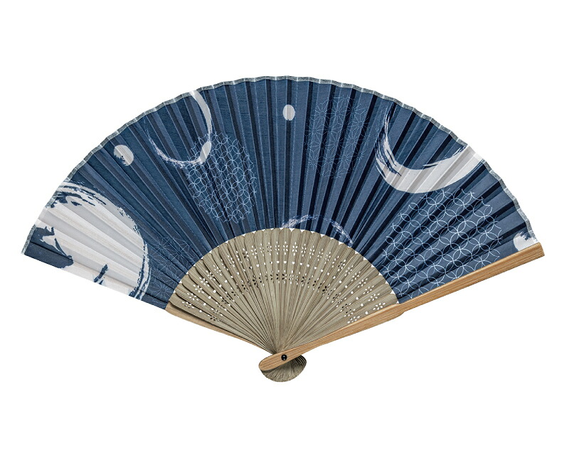 涼風 布 扇子 唐木中彫 紺地 和文様 名入れ可 30 から 100本 1本あたり880円から FU-5956 名入れ 男性用 メンズ 女性用 レディース 送料無料｜オーケーマート