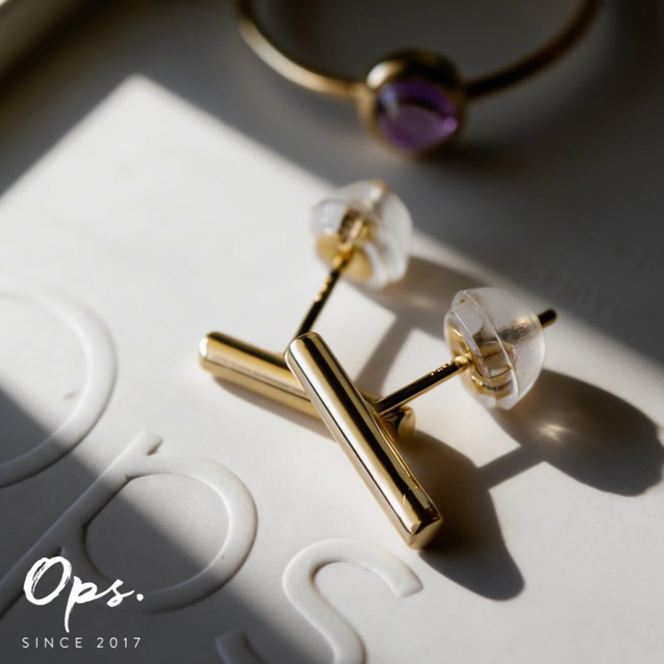 つけっぱなし ピアス 18k シンプル 金属アレルギー k18 18金 ピアス ゴールド 小さめ 小ぶり 小さい イエローゴールド 上品 繊細 エレガント 可愛い カジュアル フォーマル レディース ジュエリー アクセサリー 軽量 【silpha-pe シルファ】