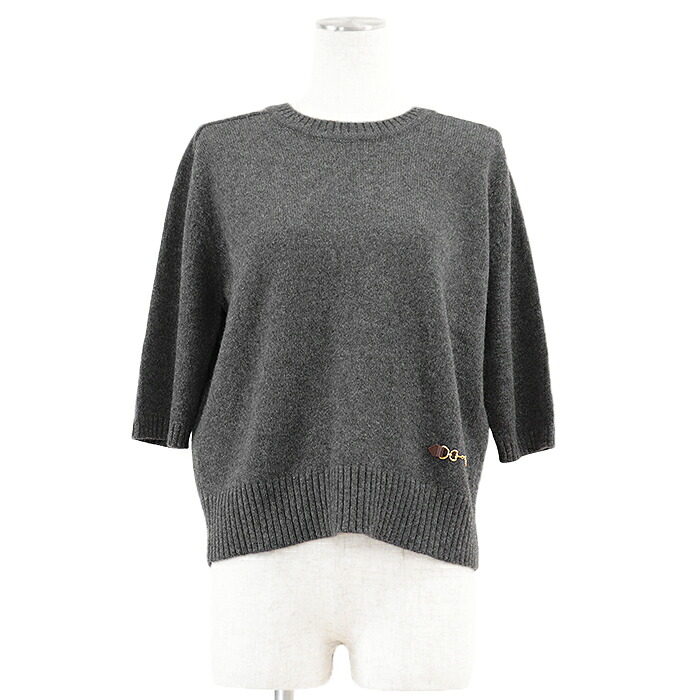 【美品】GUCCI グッチ 編み物 真っただ中ゲージ カシミール100% 名書き ゴールド金属元素 × なめし革 導管ビット 引きつける ティーシャツ 労働者の一団のど首 遊撃手衣袂 半袖 トップス レディース 大きさ L 薄墨色 薄墨色 イタリア製 628389 XKBH9【中古】